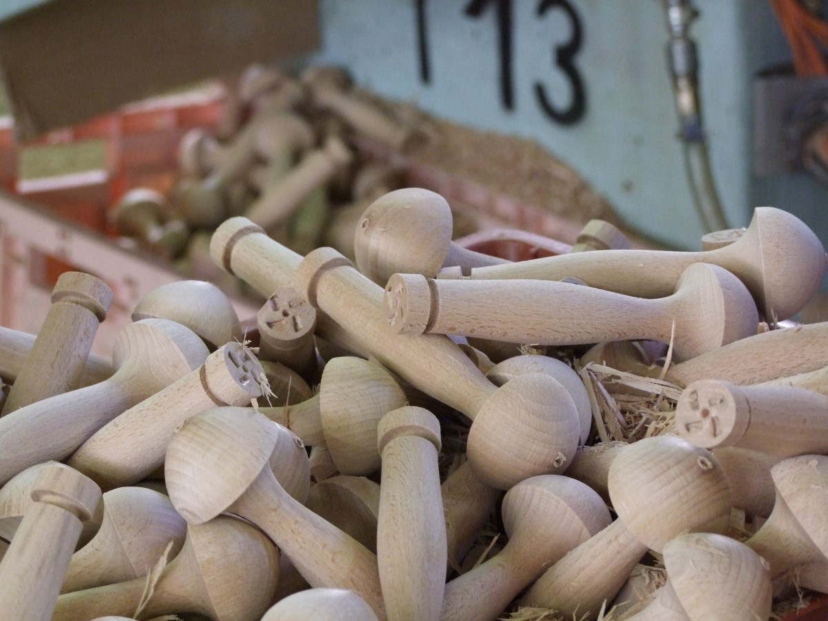 Atelier de fabrication de jouets en bois